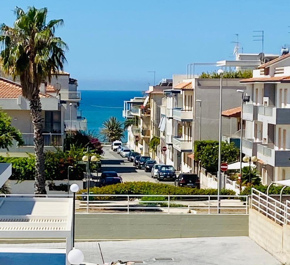 Amare Holiday Resort Marina di Ragusa Exterior foto